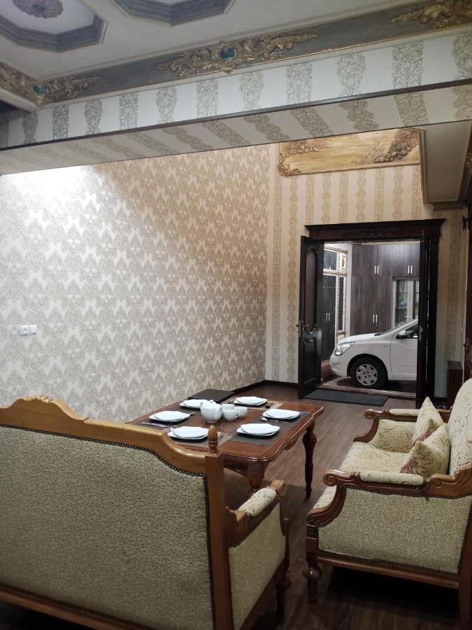 Shafran B&B Buchara Exteriör bild